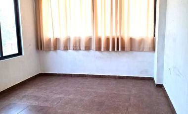 CASA EN VENTA, EN LA COL. JAIME TORRES BODET, CERCA DE SAN JUAN IXTAYOPAN, ALCALDIA TLAHUAC.