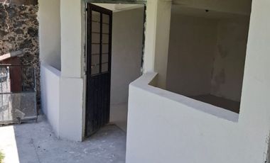 CASA EN VENTA, EN LA COL. JAIME TORRES BODET, CERCA DE SAN JUAN IXTAYOPAN, ALCALDIA TLAHUAC.