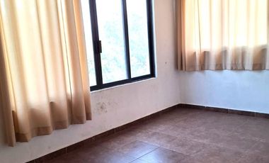 CASA EN VENTA, EN LA COL. JAIME TORRES BODET, CERCA DE SAN JUAN IXTAYOPAN, ALCALDIA TLAHUAC.