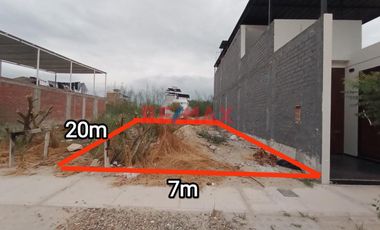 Venta De Casa Dos Pisos En Urb.La Planicie//ID:1151355