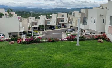 PRIVADA SULE CON ALBERCA ZIBATA