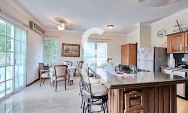 Casa en Venta en Cancun en Residencial Lagos del Sol con 5 Recámaras