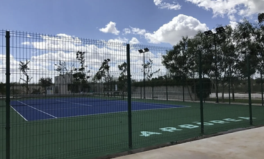 CASA EN VENTA EN MERIDA YUCATAN 1 SOLA PLANTA ALBERCA 3 RECAMARAS ARBOREA