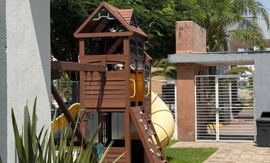 CASA EN VENTA EN OLIVOS TLAQUEPAQUE