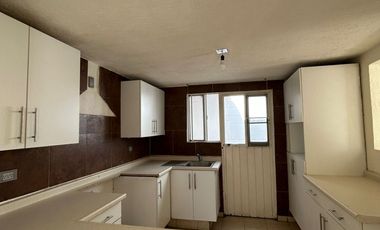 CASA EN VENTA EN OLIVOS TLAQUEPAQUE