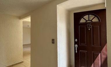 CASA EN VENTA EN OLIVOS TLAQUEPAQUE