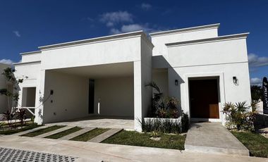 CASA EN VENTA EN MERIDA UNA PLANTA 3 RECAMARAS CONKAL NORTE