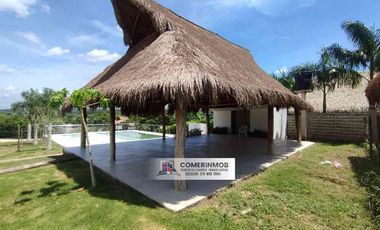 CÓD. 1242. CASA A LA VENTA EN CONJUNTO CERRADO EN TURBACO.