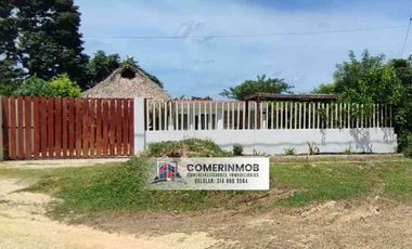 CÓD. 1242. CASA A LA VENTA EN CONJUNTO CERRADO EN TURBACO.
