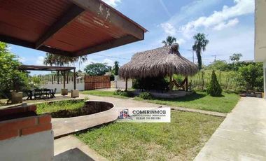 CÓD. 1242. CASA A LA VENTA EN CONJUNTO CERRADO EN TURBACO.