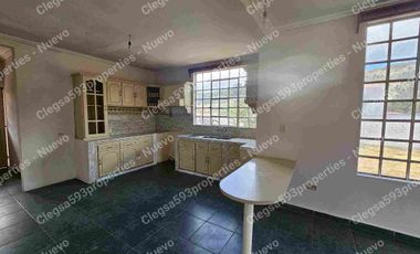 RENTO CASA CON JARDIN EN CHALLUABAMBA EN URBANIZACION