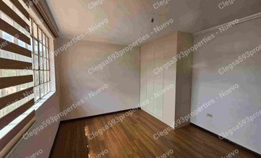 RENTO CASA CON JARDIN EN CHALLUABAMBA EN URBANIZACION