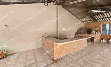 RENTO CASA CON JARDIN EN CHALLUABAMBA EN URBANIZACION