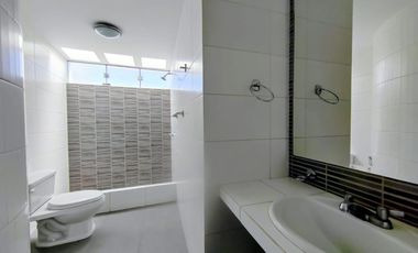 Casa En Venta En Quinta Privada Cayma Parte Baja - Cerca a Zona Financiera y Comercial