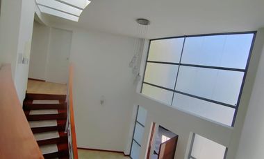 Casa En Venta En Quinta Privada Cayma Parte Baja - Cerca a Zona Financiera y Comercial