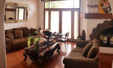 Residencia en venta o renta en Jardines en la Montaña