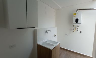 HERMOSA CASA ARRIENDO LA CEJA PARA OCTUBRE