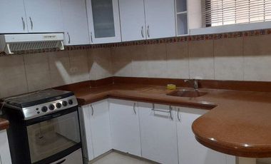 Departamento amoblado en renta, sector Kennedy Norte