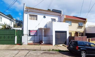 Vendo casa de tres dormitorios en Cerro San Juan de Dios Valparaiso
