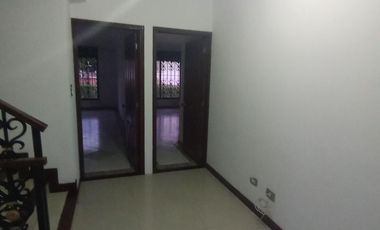 CASA PRADOS DE LIMONAR