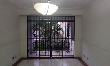 CASA PRADOS DE LIMONAR