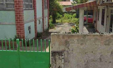 Aparril lot for sale centro commercial near public park and government offices