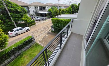 For Sale! Great Deal – Worth Every Baht! Single House in Centro Phahol - Vibhavadi Village Near Phaholyothin Road, Tollway