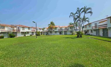 casa de oportunidad muy amplia con alberca