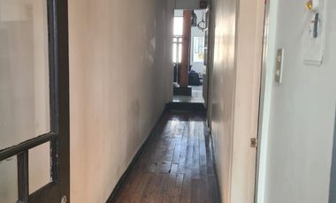 Venta de 3 Casas con único rol, $199.000.000 en plena Avenida Matta, Valparaíso