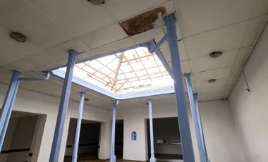 ARRIENDO CASA LOCAL, CENTRO