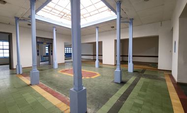 ARRIENDO CASA LOCAL, CENTRO