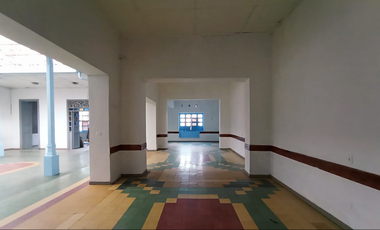 ARRIENDO CASA LOCAL, CENTRO