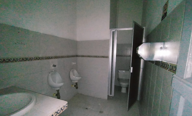ARRIENDO CASA LOCAL, CENTRO