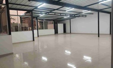 🏢 LOCAL EN ARRIENDO - ÁLVAREZ