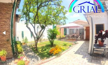 Gran terreno con 2 casas en Providencia