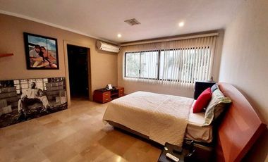 VENTA CASA 4 DORMITORIOS SAMBORONDON SAN ISIDRO