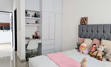 CASA EN VENTA EN ESPACIO CUMBRES IRWIN MONTERREY