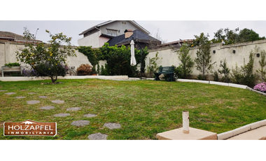 I. HOLZAPFEL #1004 | Casa 4D3B en Concón