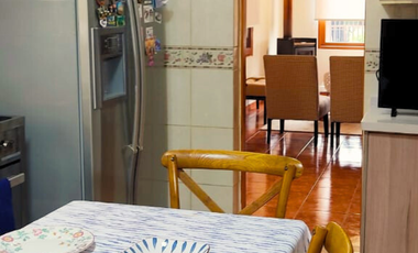 I. HOLZAPFEL #1004 | Casa 4D3B en Concón