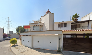 CASA A LA VENTA EN JARDINES DEL ALBA, CUAUTITLAN IZCALLI, ESTADO DE MEXICO