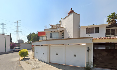 CASA A LA VENTA EN JARDINES DEL ALBA, CUAUTITLAN IZCALLI, ESTADO DE MEXICO