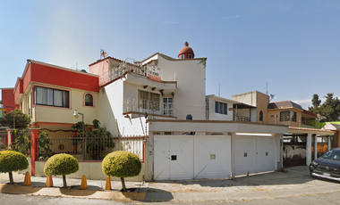 CASA A LA VENTA EN JARDINES DEL ALBA, CUAUTITLAN IZCALLI, ESTADO DE MEXICO