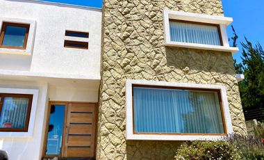 I. Holzapfel #639. Amplia Casa 4D4B en Lomas de Montemar