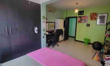 En venta amplia casa esquinera en Urbanización Terrasol, Km, 5 via a Samborondón