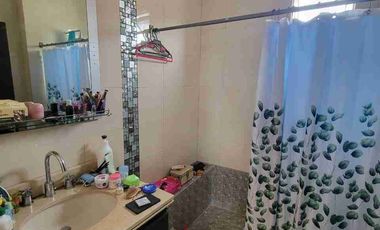 En venta amplia casa esquinera en Urbanización Terrasol, Km, 5 via a Samborondón