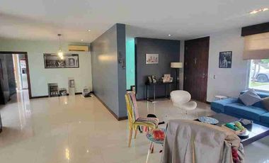 En venta amplia casa esquinera en Urbanización Terrasol, Km, 5 via a Samborondón