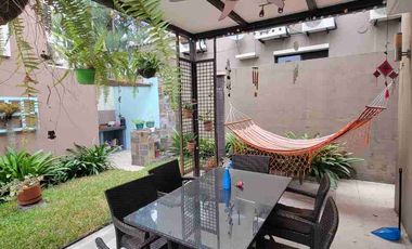 En venta amplia casa esquinera en Urbanización Terrasol, Km, 5 via a Samborondón