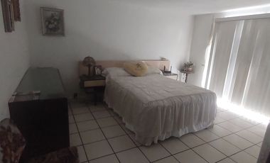 CASA EN RENTA Y VENTA EN AV TESISTÁN COLONIA SAN JOSÉ ZAPOPAN JALISCO.