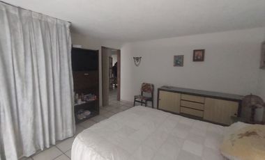 CASA EN RENTA Y VENTA EN AV TESISTÁN COLONIA SAN JOSÉ ZAPOPAN JALISCO.