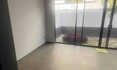 CASA EN VENTA FRACC. MADEIRAS I ZAPOPAN; JALISCO.